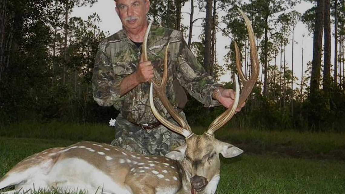 florida-axis-hunting-axis-deer-hunting-roberts-ranch